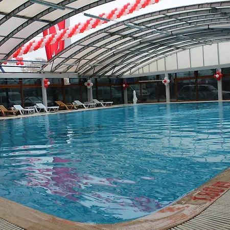 Hotell Celik Saray Pamukova