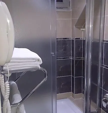 Celik Saray Hotell Pamukova