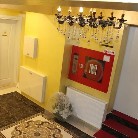 Celik Saray Hotell