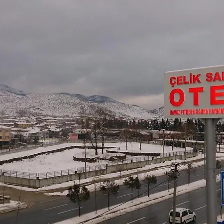 Celik Saray Hotell