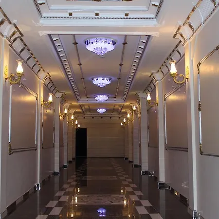 Celik Saray Hotell *